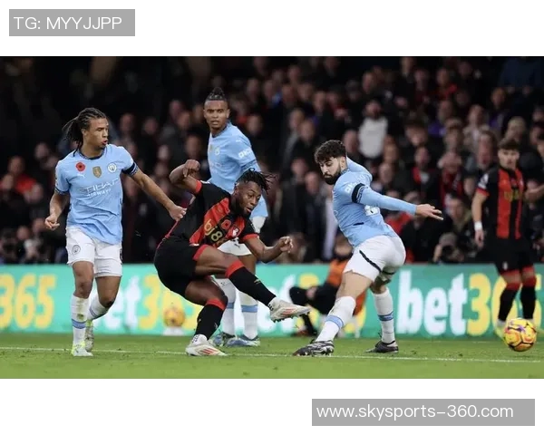 英超焦点战曼城与巴黎圣日耳曼战平乌龙球瞬间引发全场热议 英超焦点战曼城与巴黎圣日耳曼战平乌龙球瞬间引发全场热议