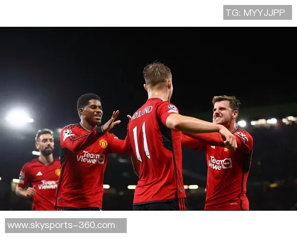 欧冠热刺逆转曼联红牌争议引发全场热议与转会传闻涌现