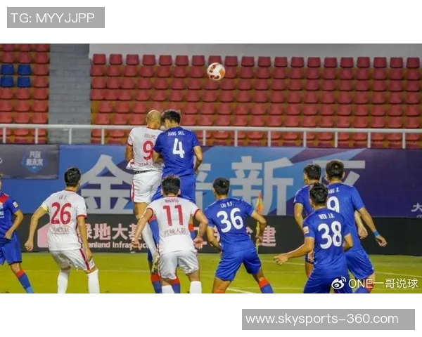 中超赛场上演历史冷门多特蒙德逆转利物浦精彩瞬间引发全场沸腾 中超赛场上演历史冷门多特蒙德逆转利物浦精彩瞬间引发全场沸腾