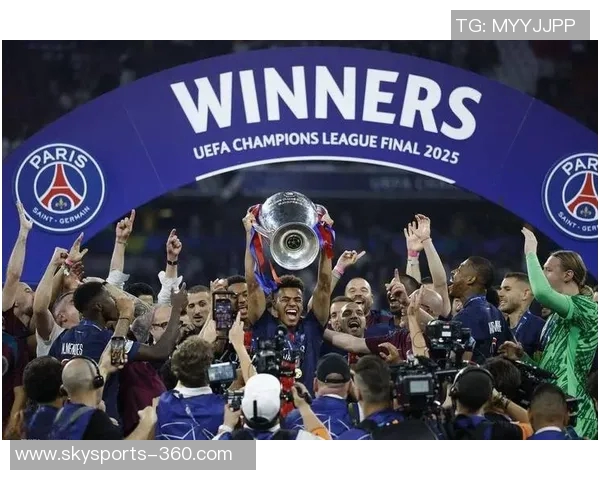 国王杯激战巴黎圣日耳曼逆转莱比锡全场沸腾瞬间回顾